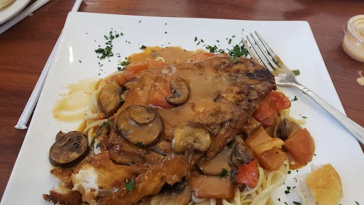 La Bella Tavola Italian Grill & Pizza