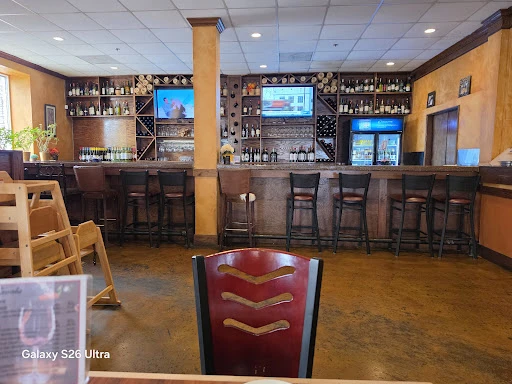 La Bella Tavola Italian Grill & Pizza photo 3